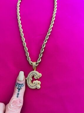 RAPPER STYLE G CHARM GOLD ROPE NECKLACE
